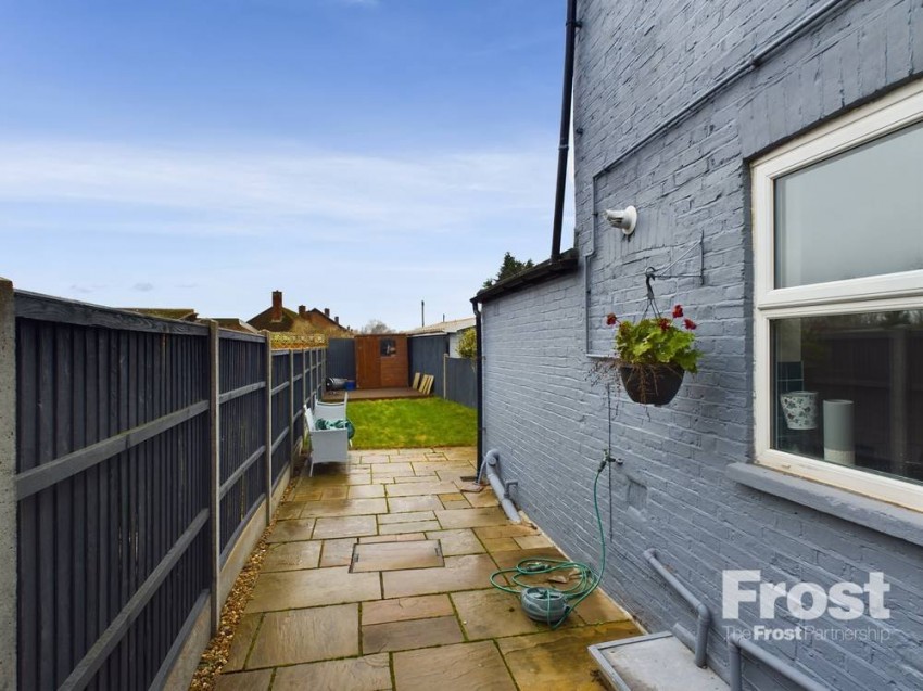 Images for Staines-upon-Thames, Surrey EAID:2640919782 BID:STA