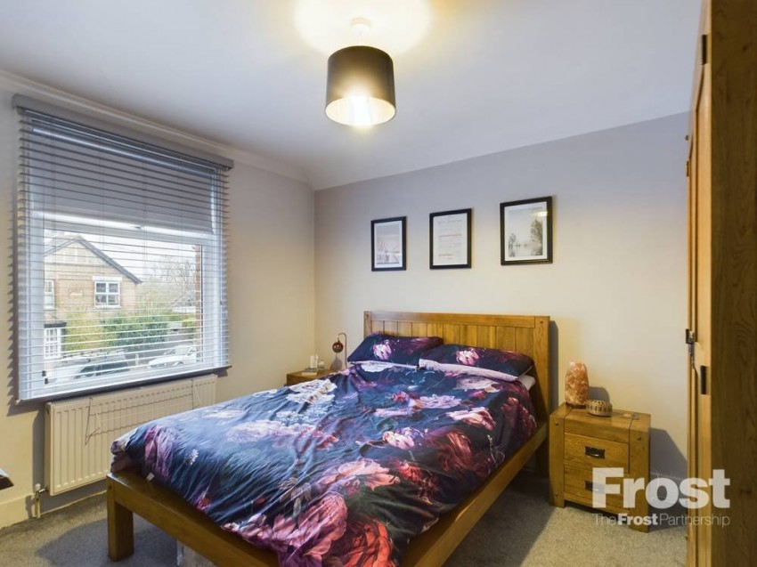 Images for Staines-upon-Thames, Surrey EAID:2640919782 BID:STA