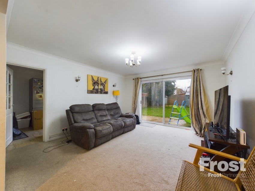 Images for Staines-upon-Thames, Surrey EAID:2640919782 BID:STL
