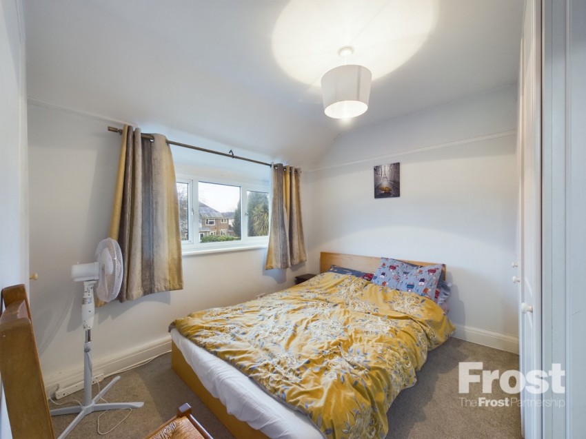 Images for Staines-upon-Thames, Surrey EAID:2640919782 BID:STL