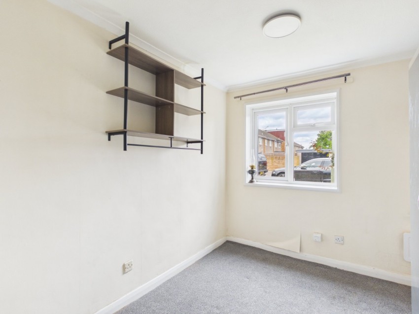 Images for Road, Stanwell, Middlesex EAID:2640919782 BID:STA