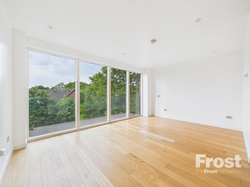 Images for Staines-upon-Thames, Surrey EAID:2640919782 BID:STL