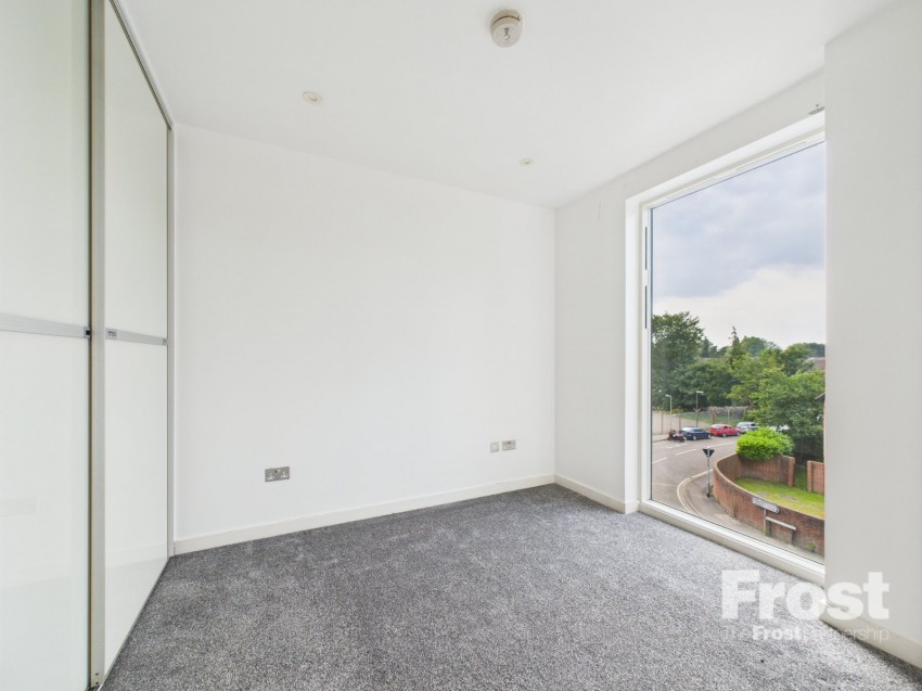 Images for Staines-upon-Thames, Surrey EAID:2640919782 BID:STL