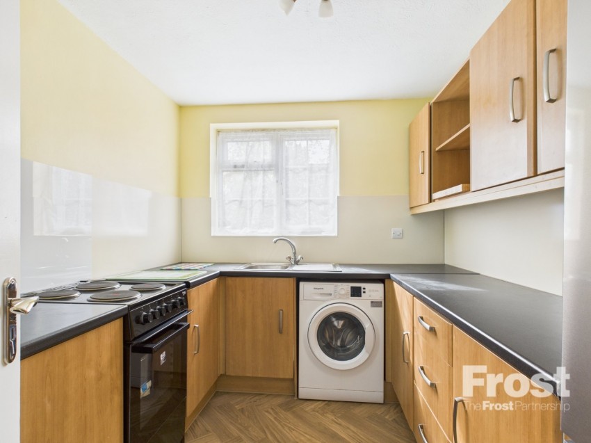 Images for Staines-Upon-Thames, Middlesex EAID:2640919782 BID:STL