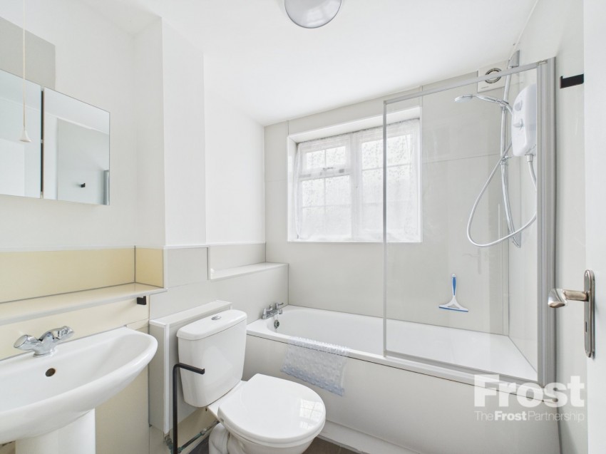 Images for Staines-Upon-Thames, Middlesex EAID:2640919782 BID:STL