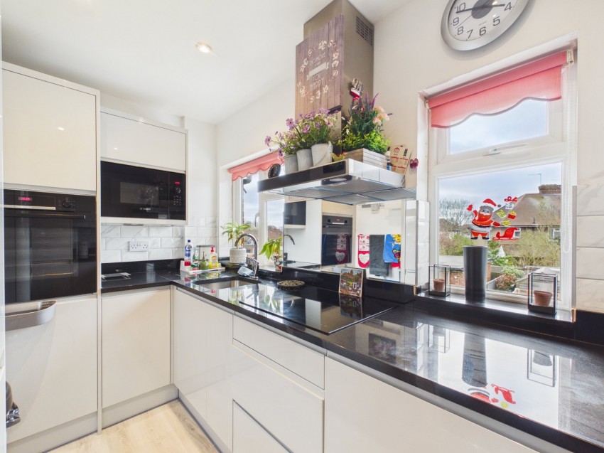 Images for Staines-upon-Thames, Surrey EAID:2640919782 BID:STA