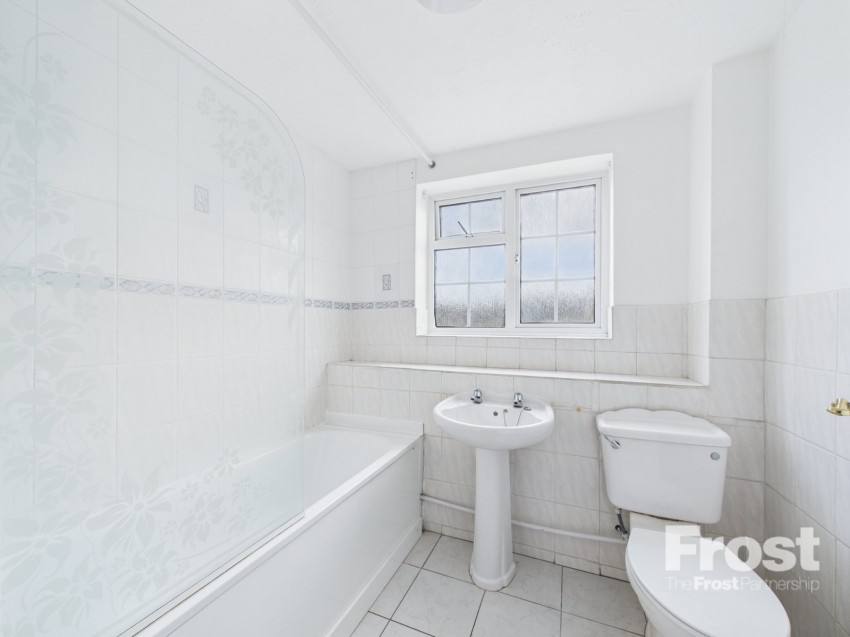 Images for Staines-upon-Thames, Surrey EAID:2640919782 BID:STL