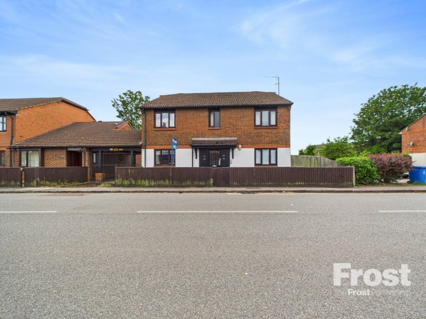Images for Datchet, Slough, Berkshire EAID:2640919782 BID:STL