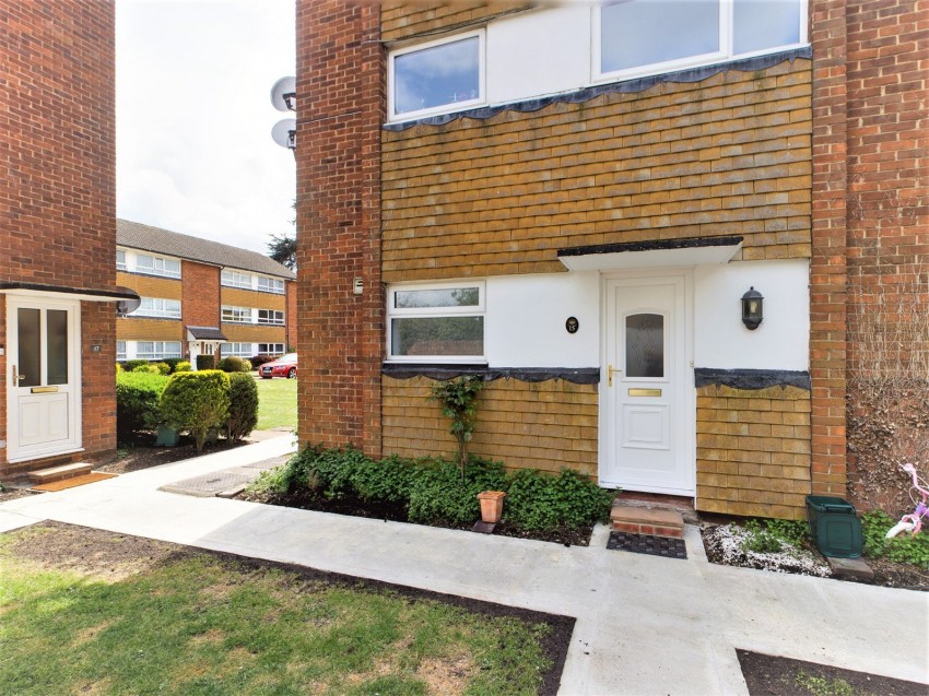 Images for Strode Street, Egham, Surrey EAID:2640919782 BID:STL