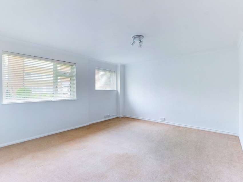Images for Strode Street, Egham, Surrey EAID:2640919782 BID:STL