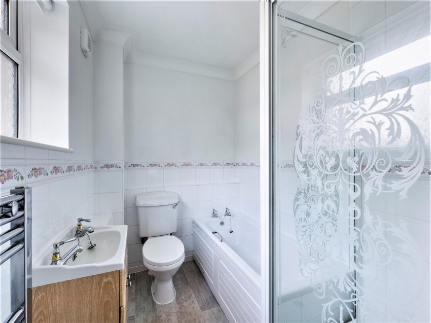 Images for Strode Street, Egham, Surrey EAID:2640919782 BID:STL