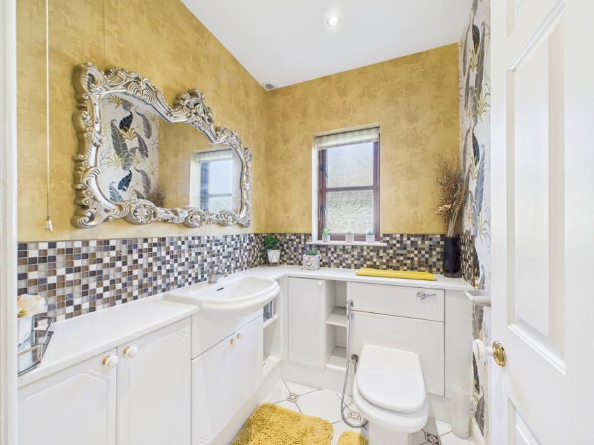 Images for Wraysbury, Staines-upon-Thames, Berkshire EAID:2640919782 BID:STL