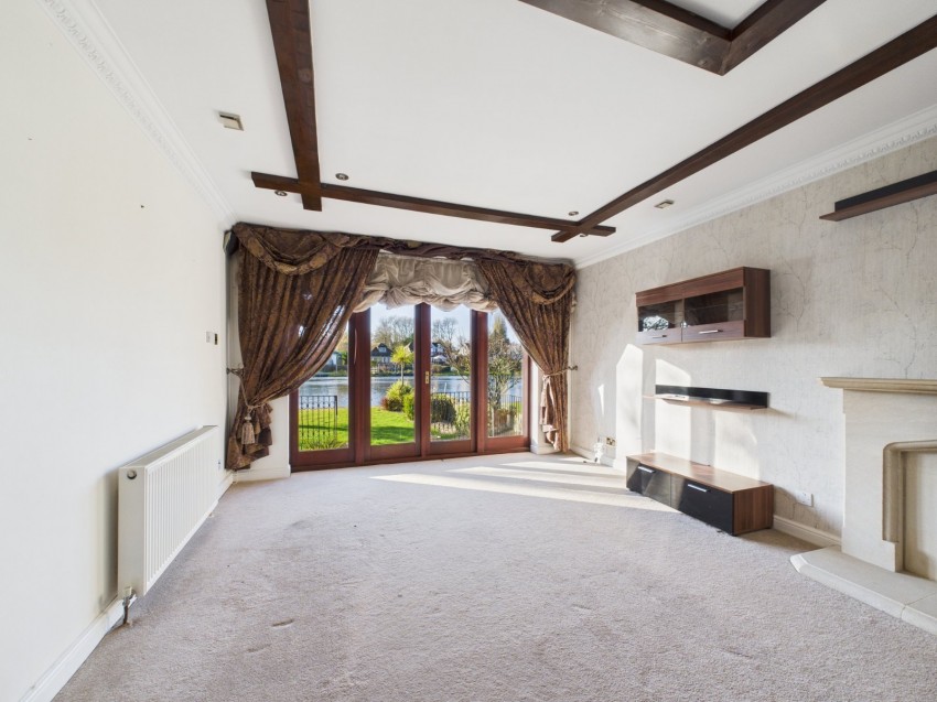 Images for Wraysbury, Staines-upon-Thames, Berkshire EAID:2640919782 BID:STL