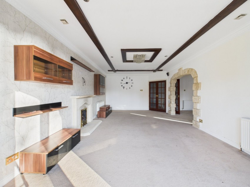 Images for Wraysbury, Staines-upon-Thames, Berkshire EAID:2640919782 BID:STL