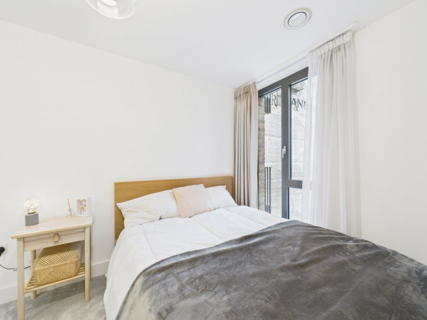 Images for Staines-upon-Thames, Surrey EAID:2640919782 BID:STL