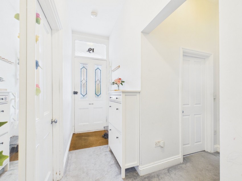 Images for Staines-upon-Thames, Surrey EAID:2640919782 BID:STA