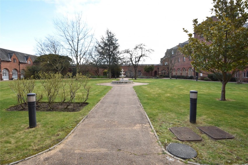 Images for Hatch Lane, Windsor, Berkshire EAID:2640919782 BID:WIL