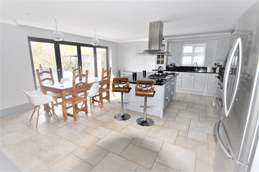 Images for Old Windsor EAID:2640919782 BID:WIL