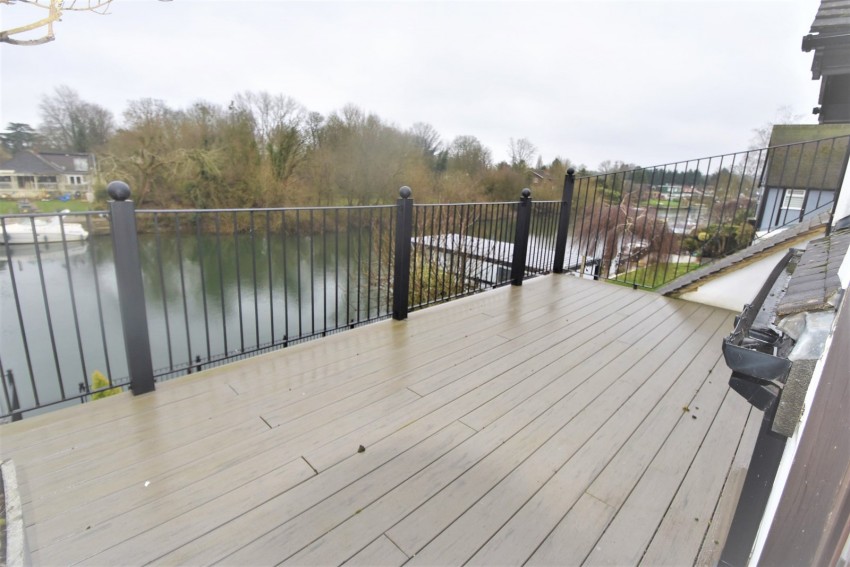 Images for Old Windsor EAID:2640919782 BID:WIL