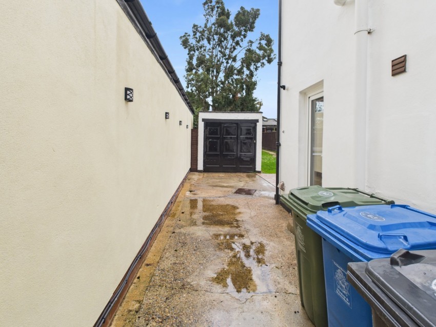 Images for Datchet, Slough, Berkshire EAID:2640919782 BID:WIL