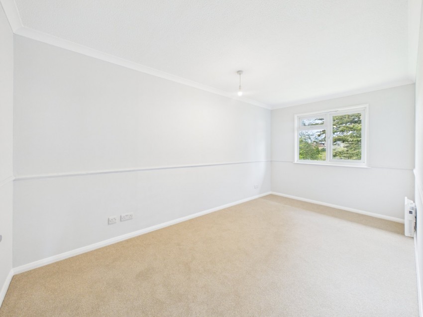 Images for Clarence Court, Windsor, Berks EAID:2640919782 BID:WIL