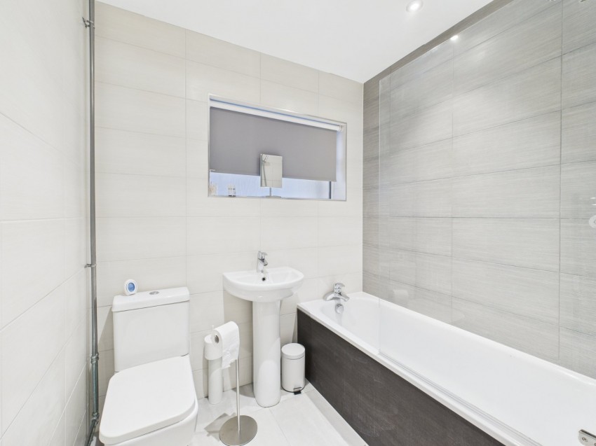 Images for Datchet, Berkshire EAID:2640919782 BID:WIN