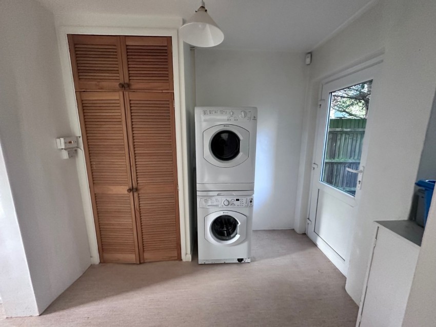Images for Englefield Green, Surrey EAID:2640919782 BID:WIN