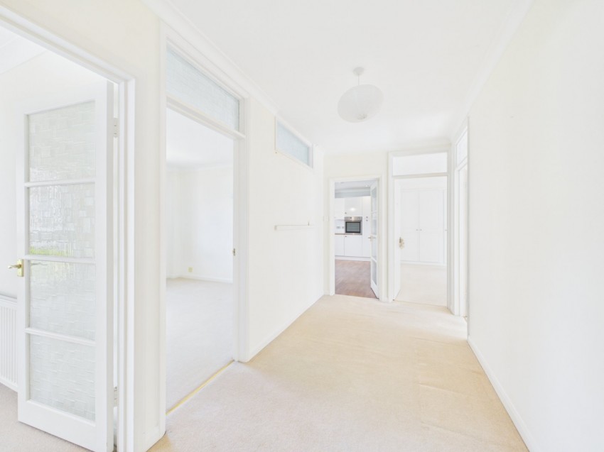 Images for Burfield Road, Old Windsor EAID:2640919782 BID:WIL