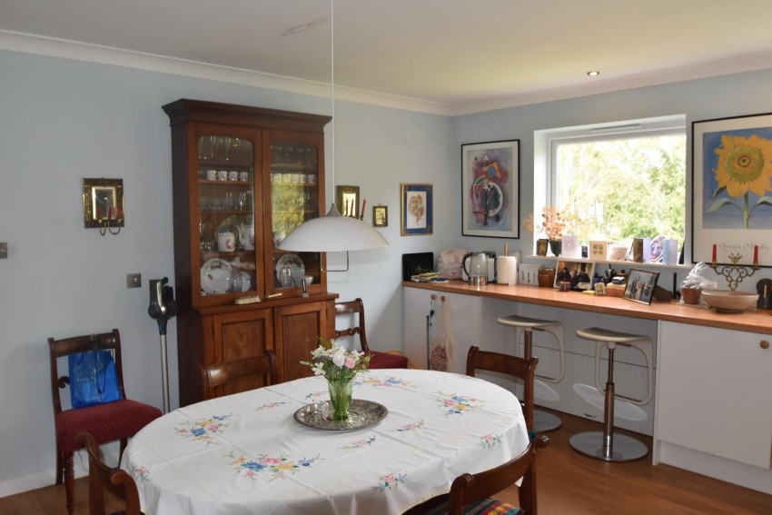 Images for Burfield Road, Old Windsor EAID:2640919782 BID:WIL