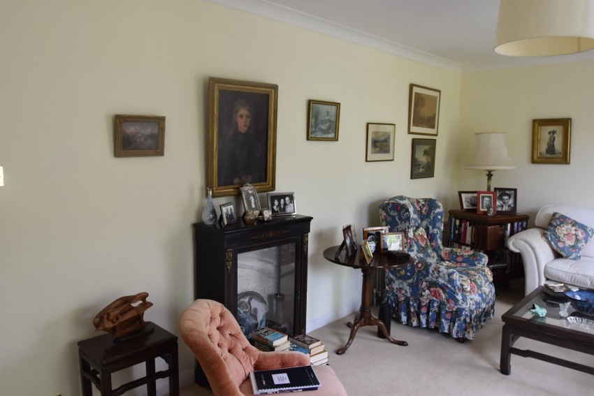Images for Burfield Road, Old Windsor EAID:2640919782 BID:WIL