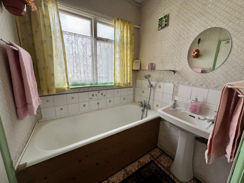 Images for Eton Wick, Berkshire EAID:2640919782 BID:WIN