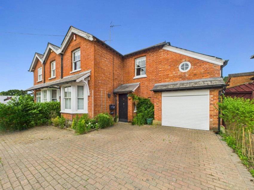 Images for Englefield Green, Egham, Surrey EAID:2640919782 BID:WIN