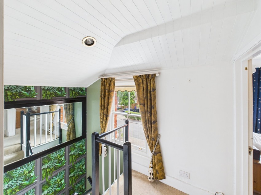 Images for Englefield Green, Egham, Surrey EAID:2640919782 BID:WIN
