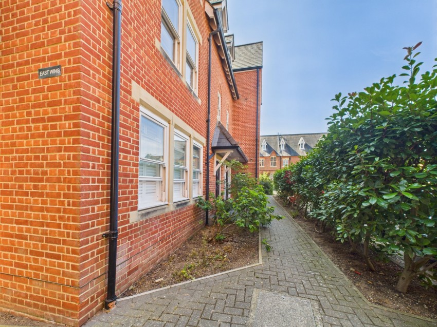 Images for Windsor, Berkshire EAID:2640919782 BID:WIN