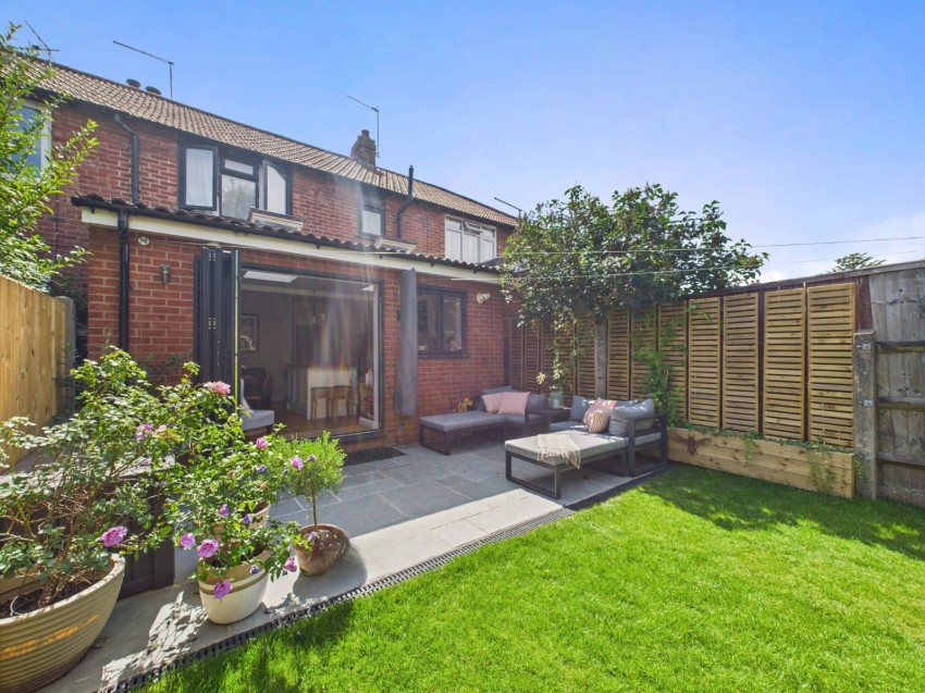 Images for Englefield Green, Egham, Surrey EAID:2640919782 BID:WIN