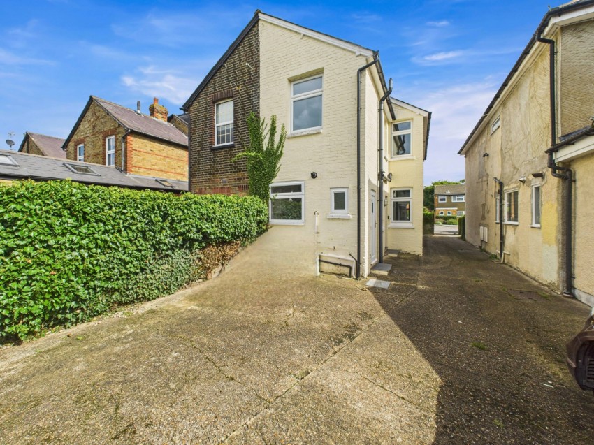 Images for Old Windsor, Berkshire EAID:2640919782 BID:WIN