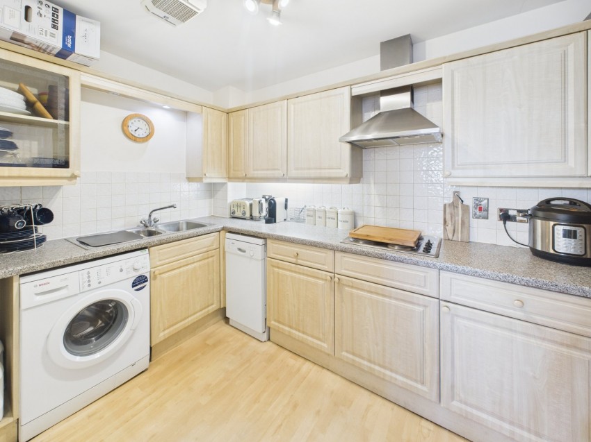 Images for Windsor, Berkshire EAID:2640919782 BID:WIN