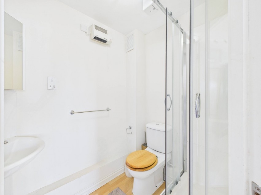 Images for Windsor, Berkshire EAID:2640919782 BID:WIN