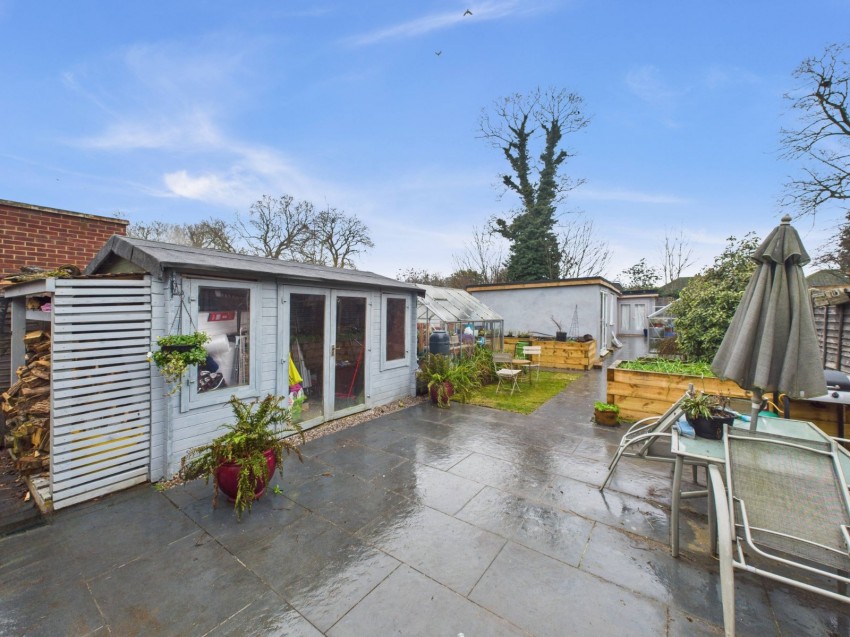 Images for Old Windsor, Berkshire EAID:2640919782 BID:WIN