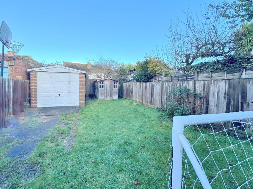 Images for Old Windsor, Berkshire EAID:2640919782 BID:WIN