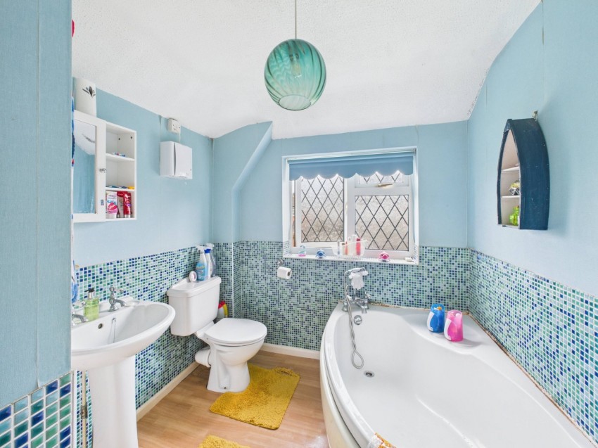 Images for Old Windsor, Berkshire EAID:2640919782 BID:WIN