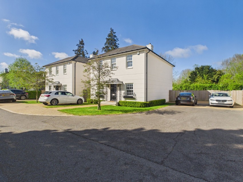 Images for Datchet, Berkshire EAID:2640919782 BID:WIN