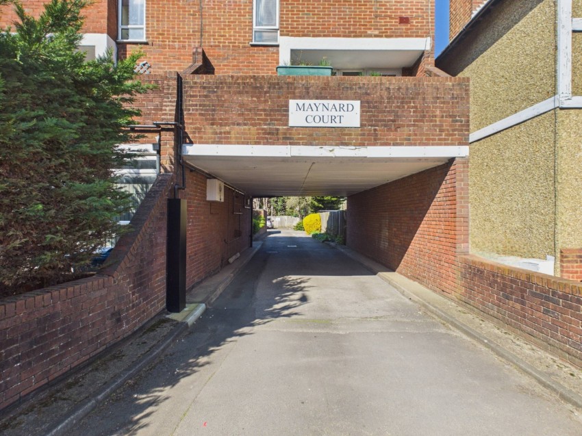 Images for Windsor, Berkshire EAID:2640919782 BID:WIN