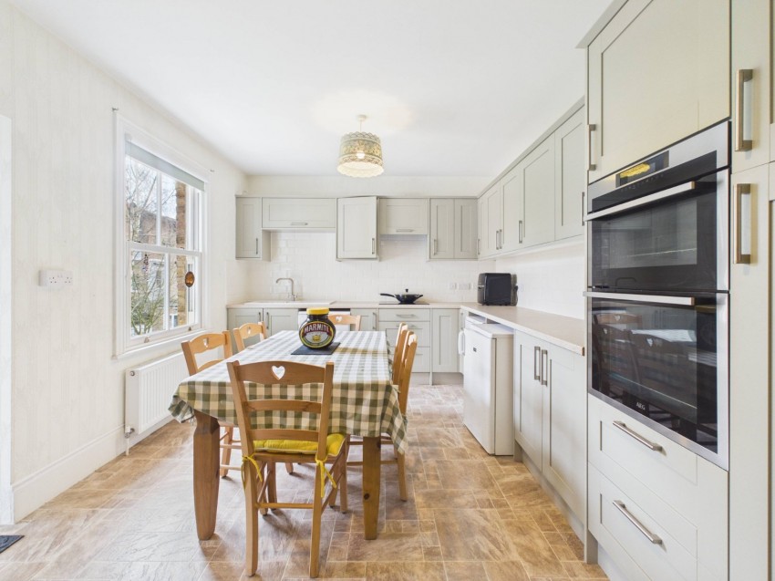 Images for Windsor, Berkshire EAID:2640919782 BID:WIN