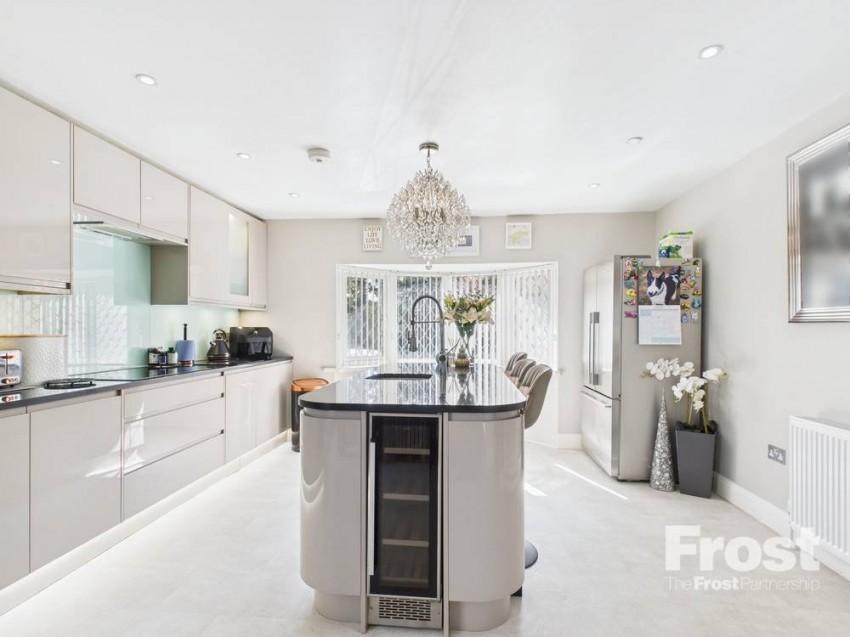 Images for Wraysbury, Berkshire EAID:2640919782 BID:WRA