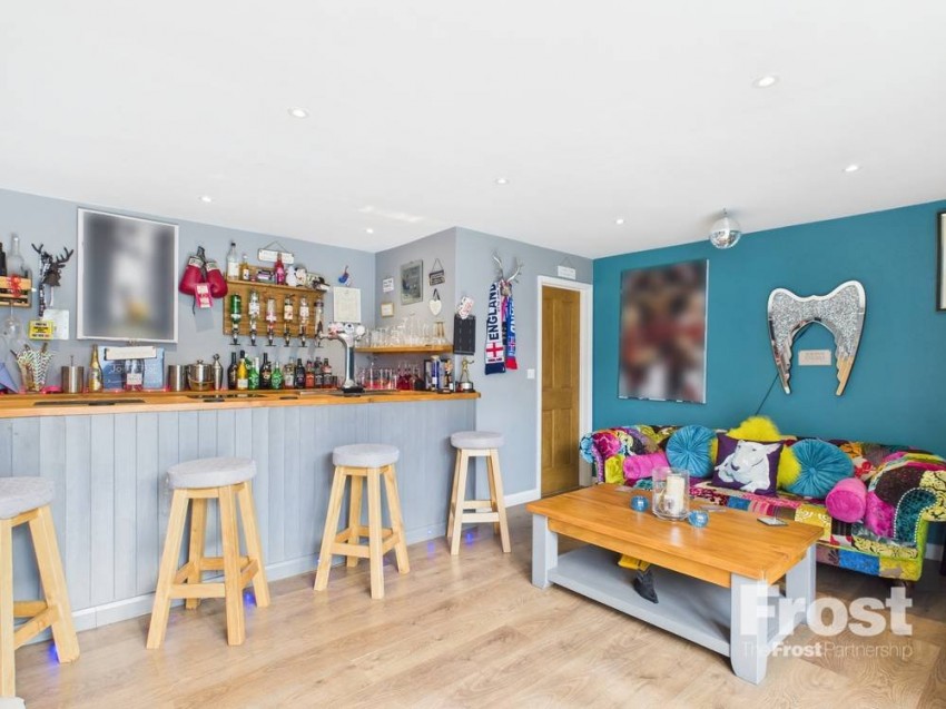 Images for Wraysbury, Berkshire EAID:2640919782 BID:WRA