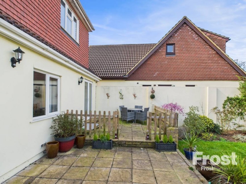 Images for Wraysbury, Berkshire EAID:2640919782 BID:WRA