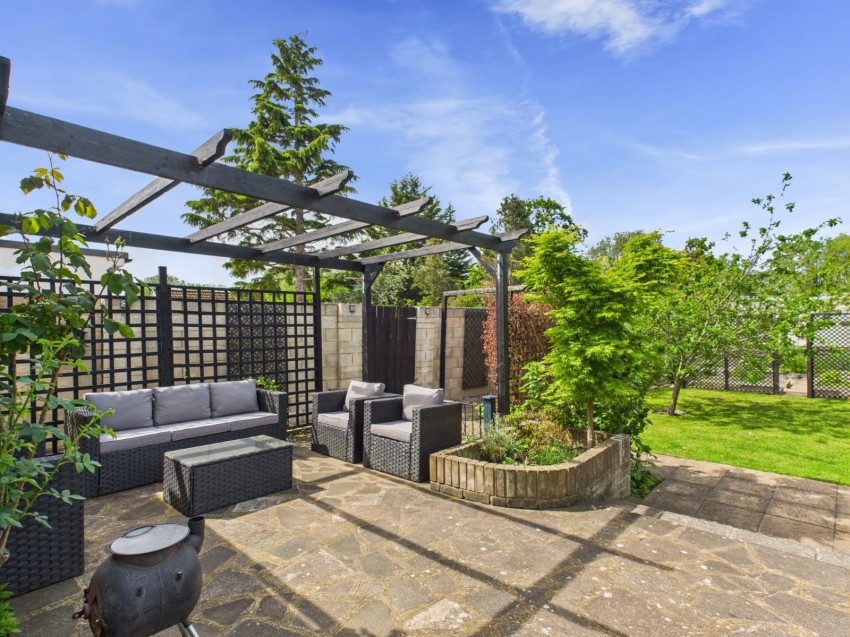 Images for Wraysbury, Berkshire EAID:2640919782 BID:WRA