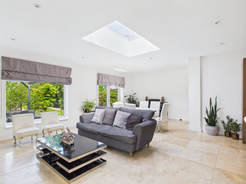 Images for Wraysbury, Berkshire EAID:2640919782 BID:WRA