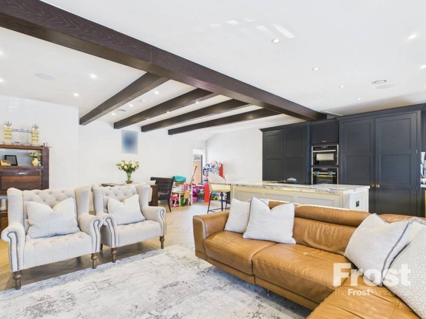 Images for Wraysbury, Berkshire EAID:2640919782 BID:WRA